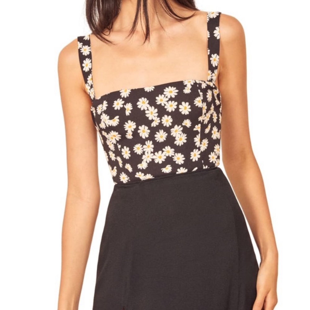 Reformation Elaine Daisy Square Neck Top